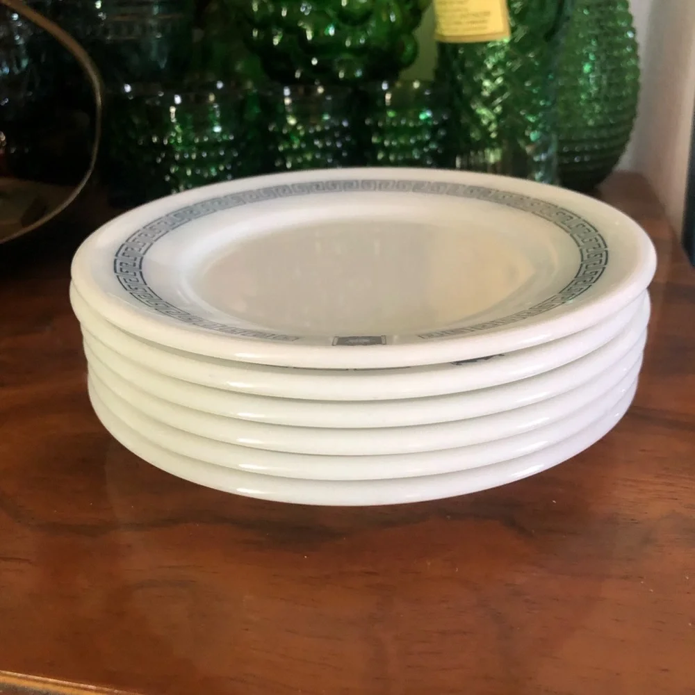 Vintage Pyrex Restaurant Ware 6.75” Plates ~ BRADFORD HOUSE